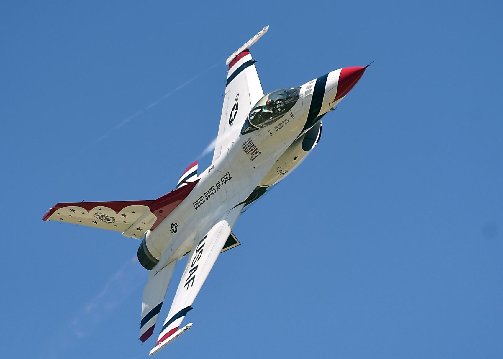 Thunderbirds arrive 3